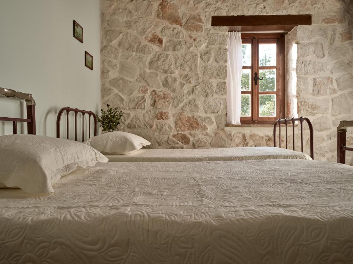 Vafias Villa - Tranquil Location, Ideal For Large Groups, By Zantewize Lithakia  Екстериор снимка