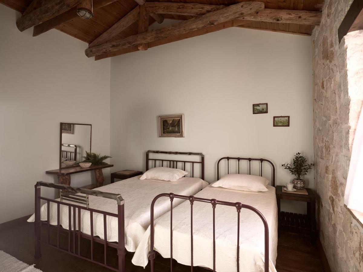 Vafias Villa - Tranquil Location, Ideal For Large Groups, By Zantewize Lithakia  Екстериор снимка